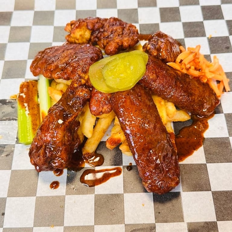 Lunch Menu: Pizza, Italian, Hibachi, Burgers