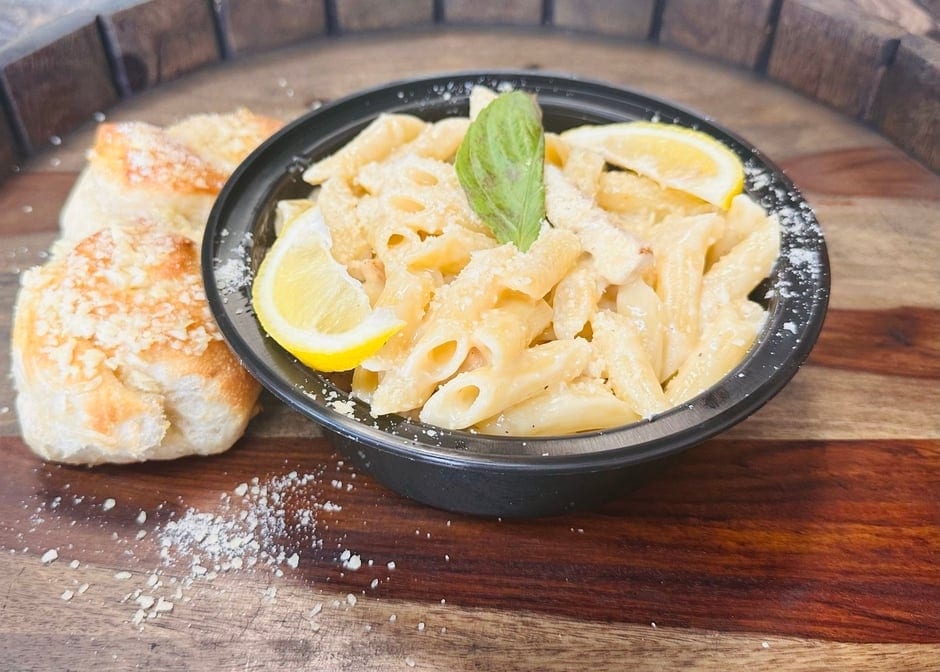 Chicken Alfredo.