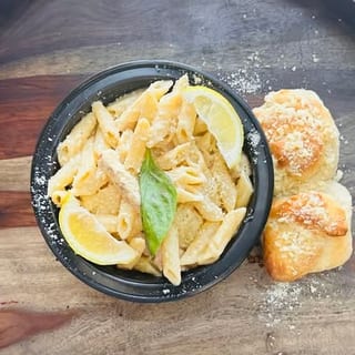 Chicken Alfredo Pasta